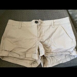 Juniors Khaki Shorts Size 9